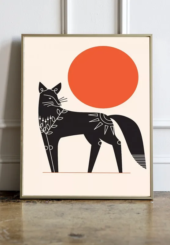 Постер «Скандинавский стиль - Грациозная лисица» над диваном в гостиной