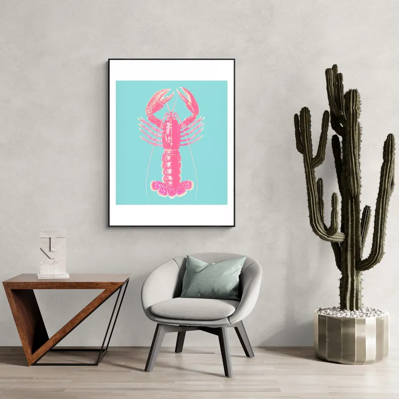 Постер «Розовый Лобстер» на стене в офисе
