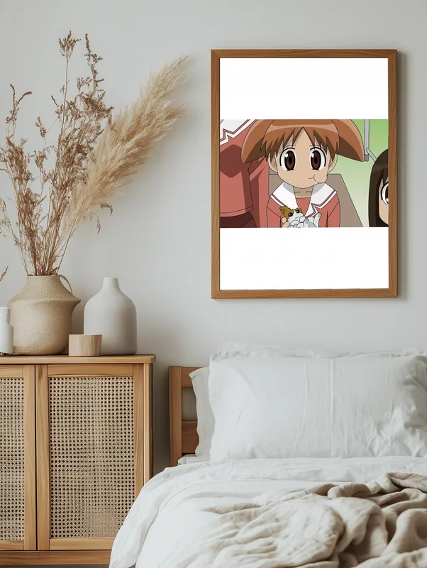 Постер «Адзуманга Дайо. Тиё с печеньем» над диваном в гостиной