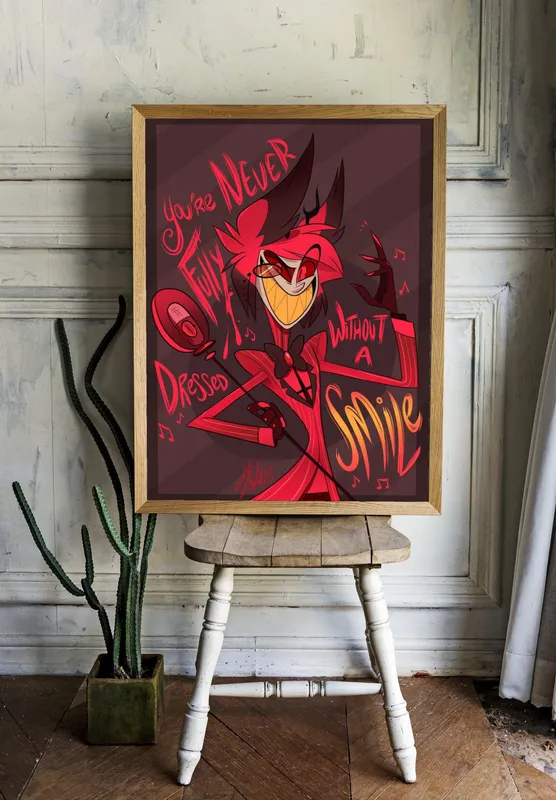 Постер «Постер Аластор с микрофоном — Улыбка Радио-демона» на стене в офисе