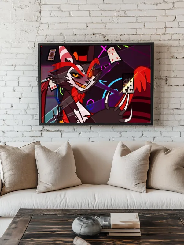 Постер «Постер Хаск с картами — бармен из Отеля Хазбин» над диваном в гостиной