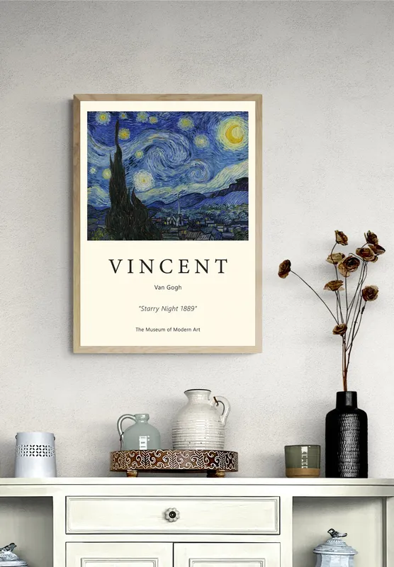 Постер «Винсент ван Гог - Звёздная ночь» на стене в офисе
