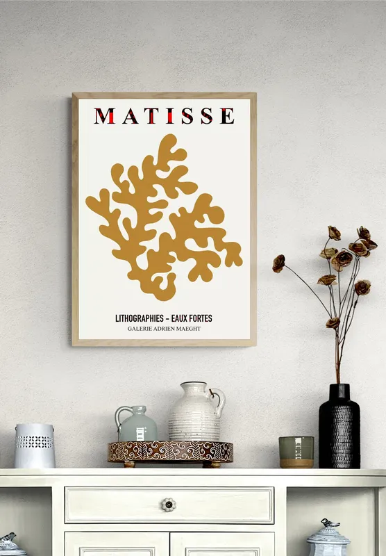 Постер «Анри Матисс - Золотистая линия» на стене в офисе