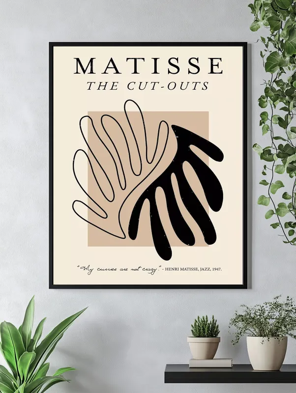 Постер «Анри Матисс - Зарисовка листьев» над диваном в гостиной