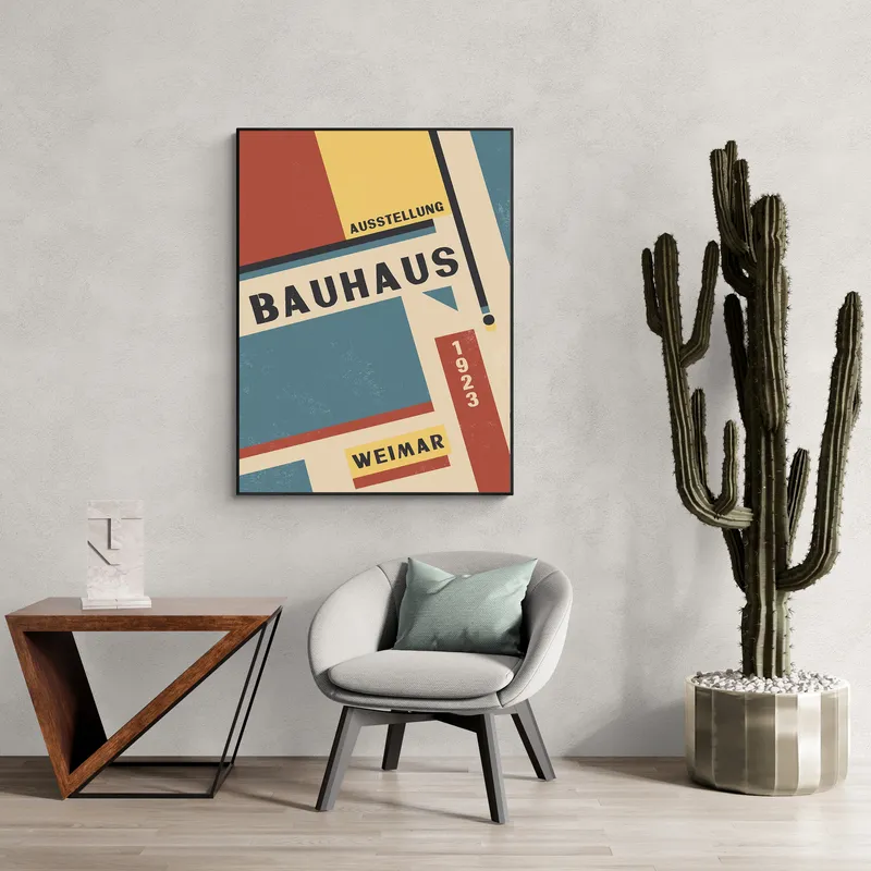 Постер «Баухаус - Веймар» на стене в офисе