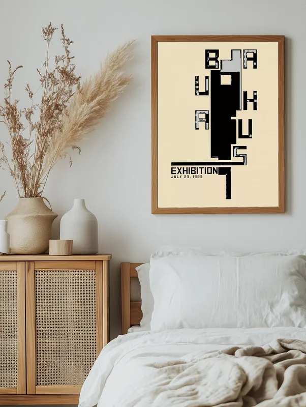 Постер «Баухаус - Черный небоскреб» на стене в офисе