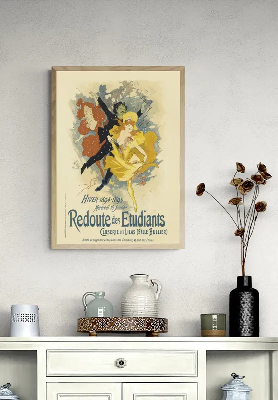 Постер «Афиша - Redoute des Etudiants» на стене в офисе