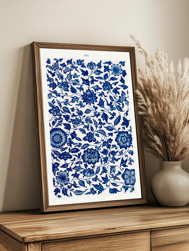 Постер «Китайский Орнамент - Цветочные Сплетения» над диваном в гостиной