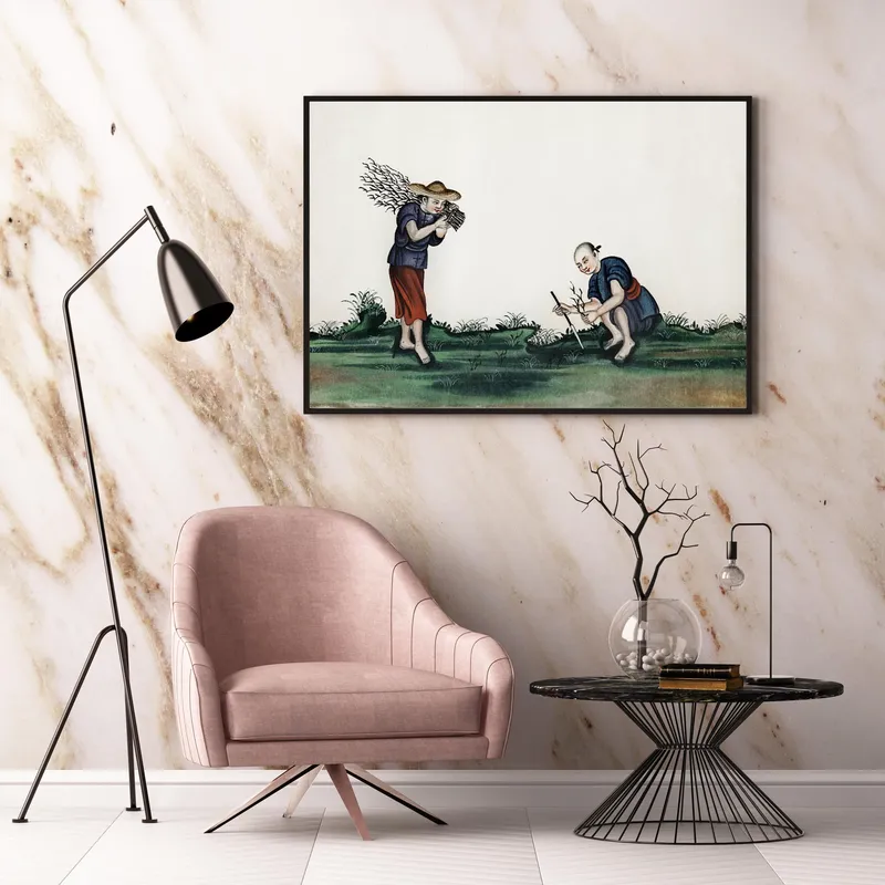 Постер «Сборщики чая» над диваном в гостиной