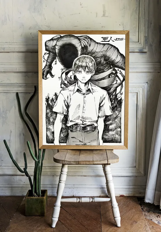 Постер «Манга Получеловек» над диваном в гостиной