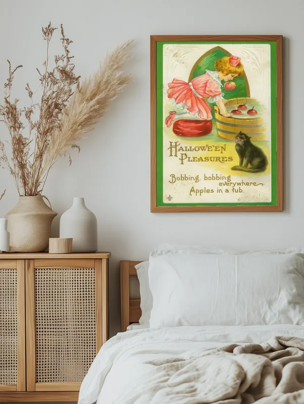 Постер «Ловля Яблок на Хэллоуин» на стене в офисе