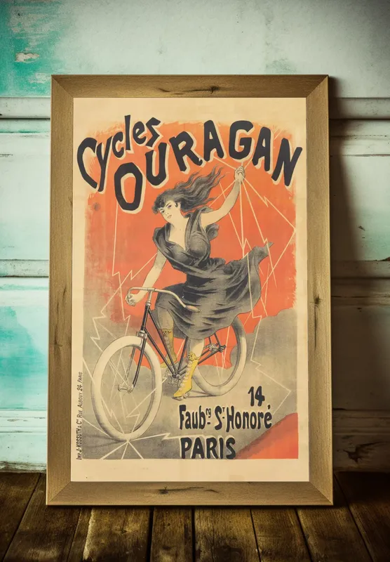 Постер «Велосипеды - Велосипеды Cycles Ouragan, Dombret - Jussy» над диваном в гостиной