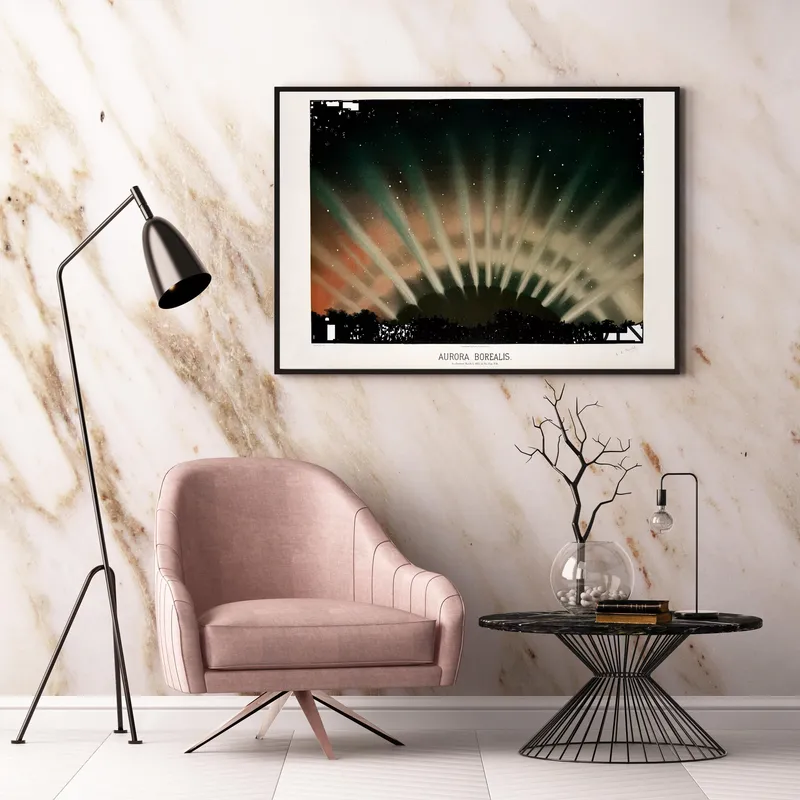 Постер «Северное сияние» на стене в офисе
