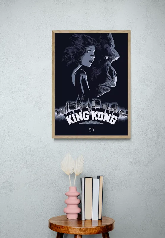 Постер «Постер Кинг Конг» на стене в офисе