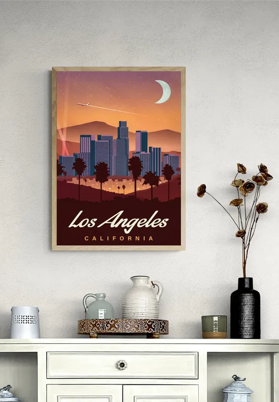 Постер «Ночной Лос-Анджелес» на стене в офисе
