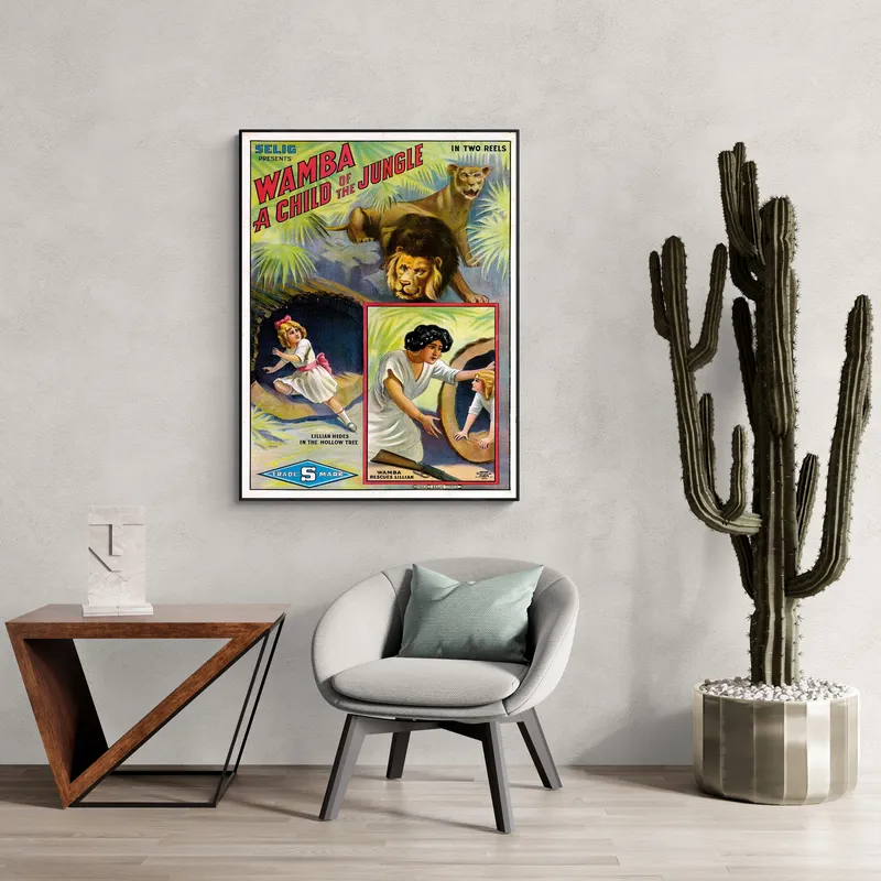 Постер «Дитя джунглей Селига Вамбы. 1913» над диваном в гостиной