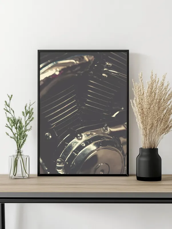 Постер «Двигатель мотоцикла» на стене в офисе