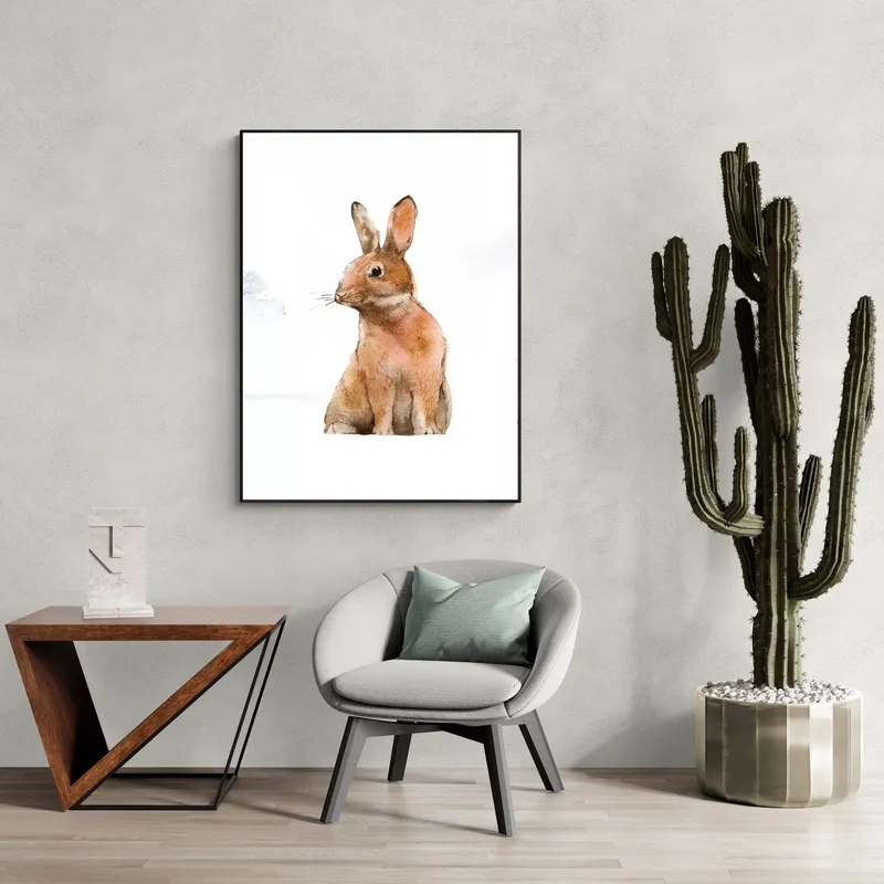 Постер «Зима - Заяц на снегу» над диваном в гостиной