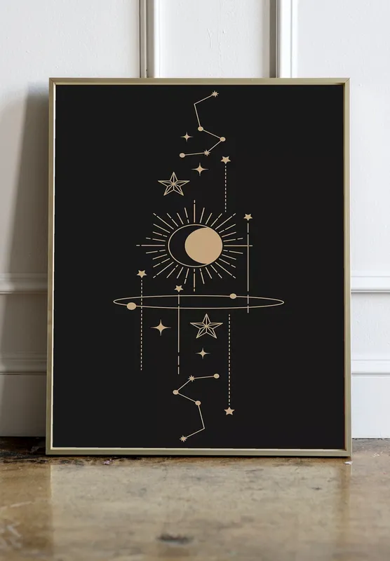 Постер «Планеты - Луна в солнце» на стене в офисе