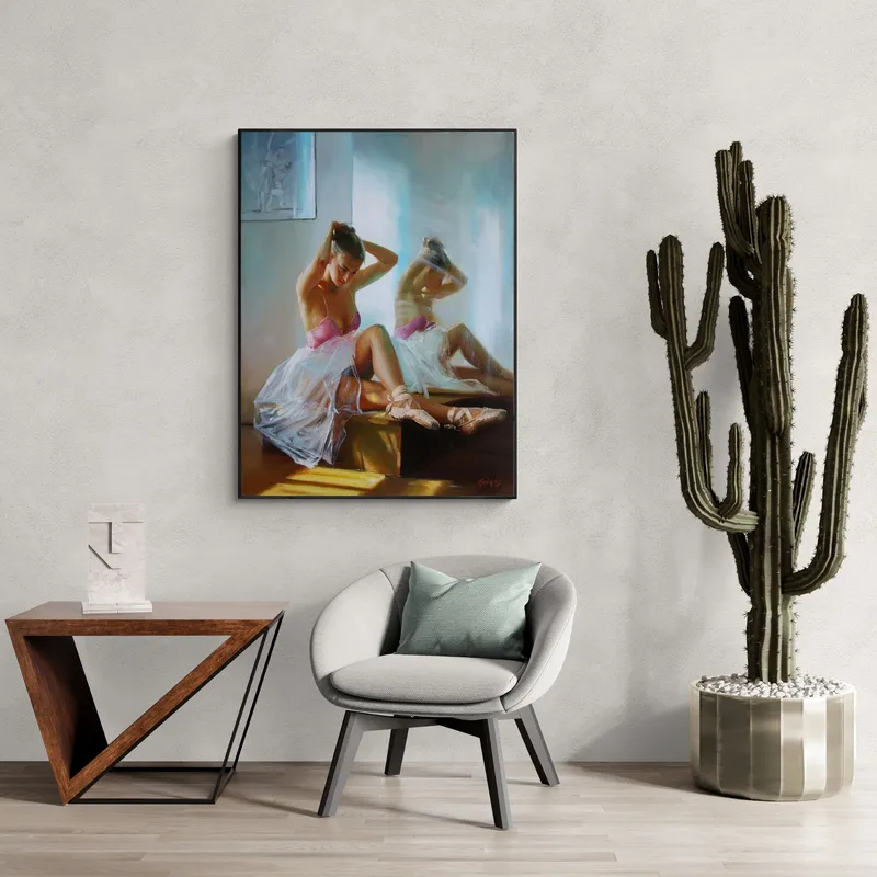 Постер «Балет - Балерина готовится к репетиции» на стене в офисе