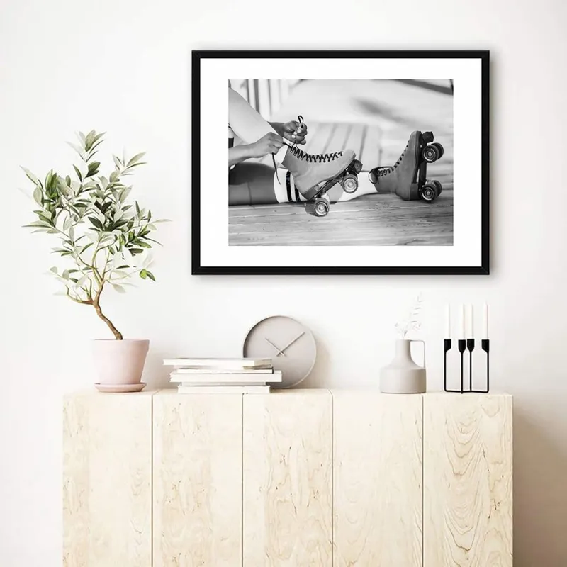 Постер «Ролики Квады» на стене в офисе