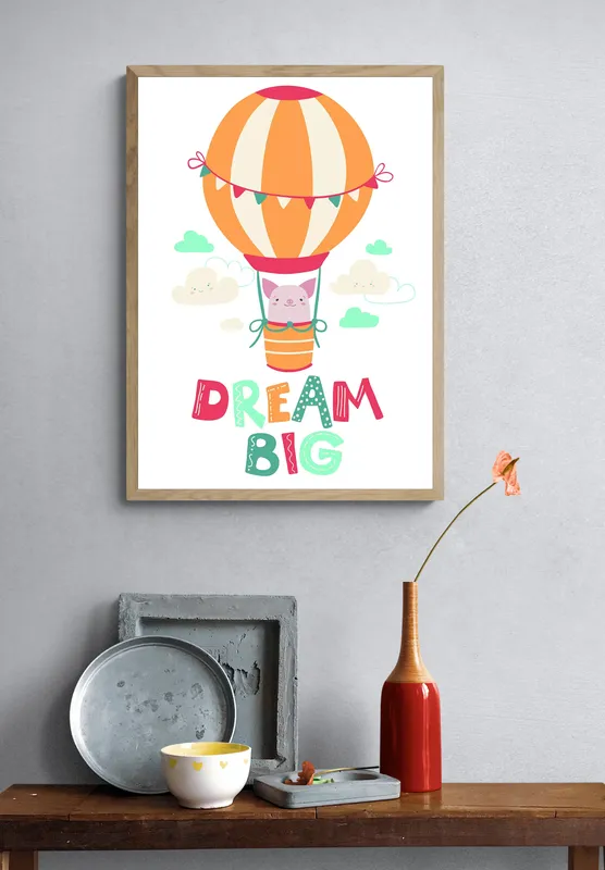 Постер «Большая мечта» на стене в офисе