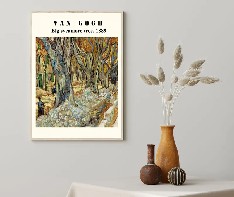 Постер «Ван Гог - Большой платан» над диваном в гостиной