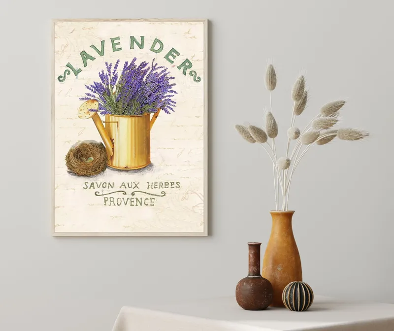Постер «Цветы и растения - Лаванда в лейке» над диваном в гостиной