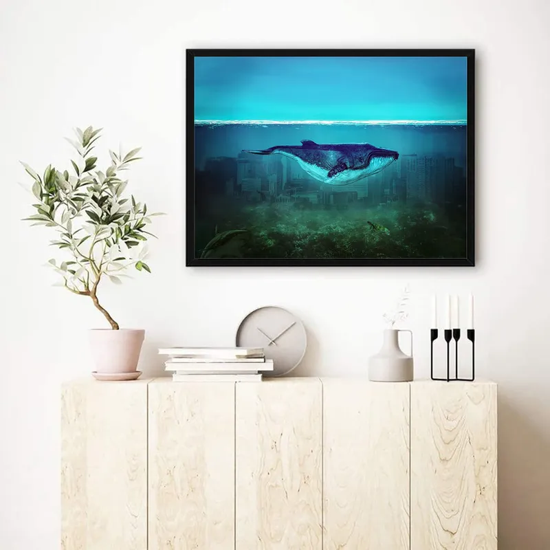 Постер «Синий кит под водой» на стене в офисе