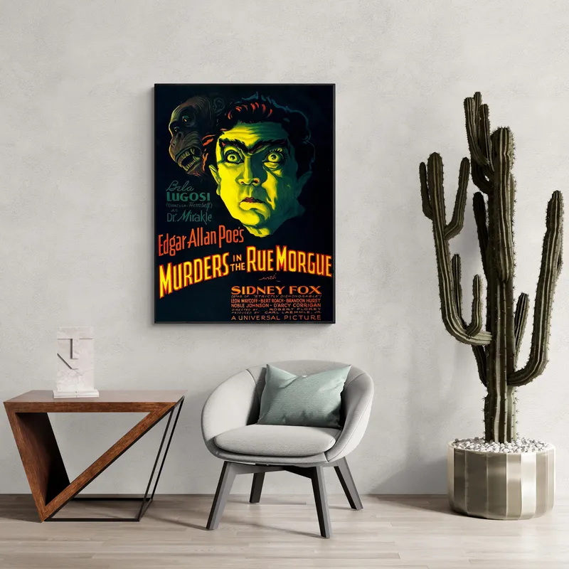 Постер «Убийства на улице Морг» на стене в офисе