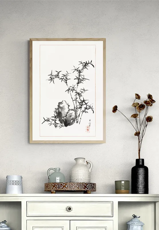 Постер «Камень и Бамбук» над диваном в гостиной