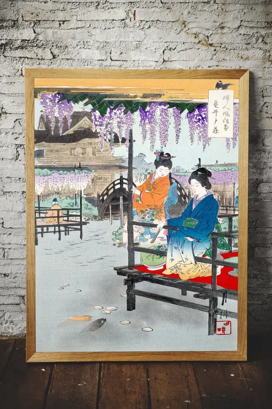 Постер «Японские девушки на веранде» над диваном в гостиной