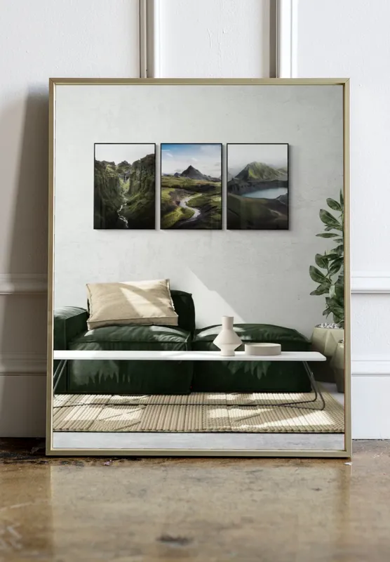 Постер «Набор из трех постеров Живописные горы Исландии» на стене в офисе