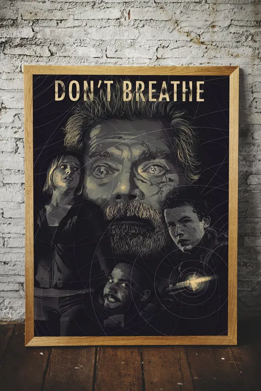 Постер «Не дыши» на стене в офисе