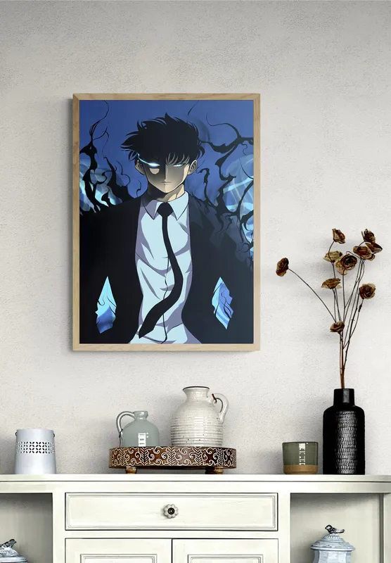 Постер «Поднятие уровня в одиночку. Джин Ву» над диваном в гостиной