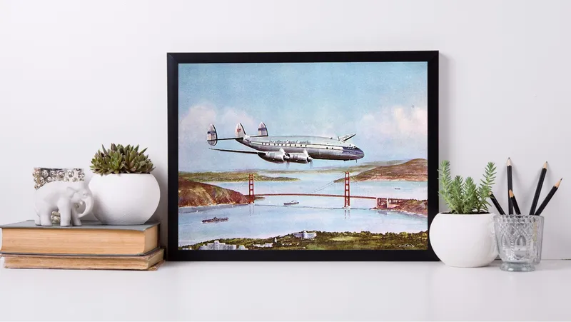 Постер «Пассажирский ретро самолет» на стене в офисе