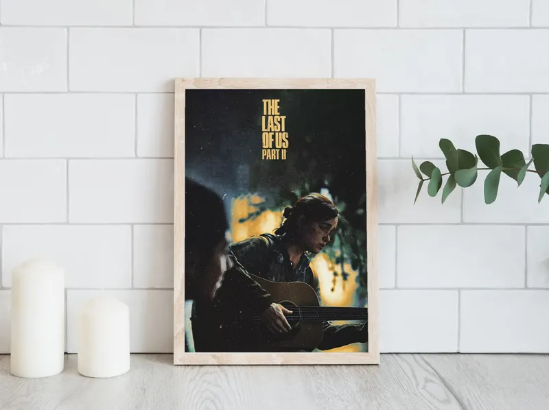 Постер «Одни из нас. Игра на гитаре» над диваном в гостиной