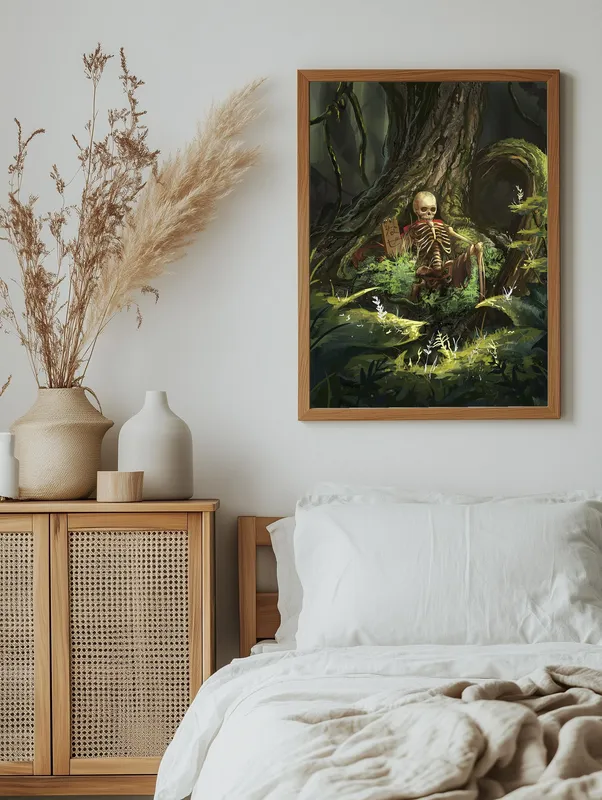 Постер «Могила воина» над диваном в гостиной