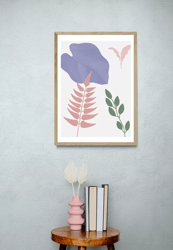 Постер «Листья Растений» над диваном в гостиной