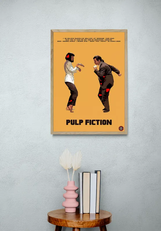 Постер «Криминальное чтиво - Танцы» на стене в офисе
