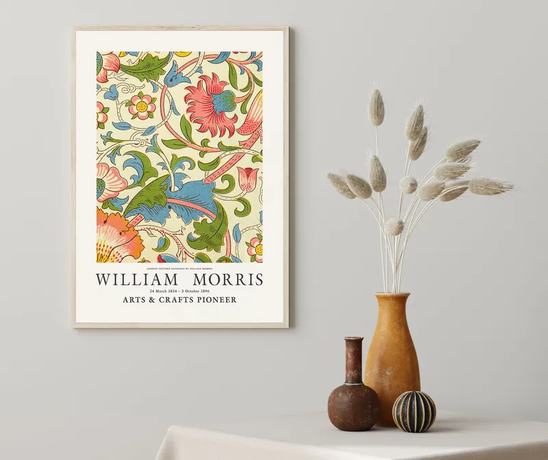 Постер «Уильям Моррис - Лодден» на стене в офисе