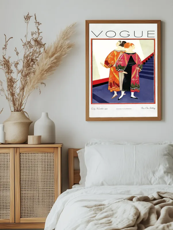 Постер «Vogue - Восточная мода» на стене в офисе