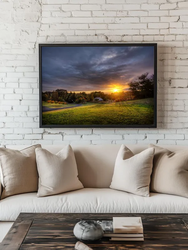 Постер «Рассвет над селом» на стене в офисе