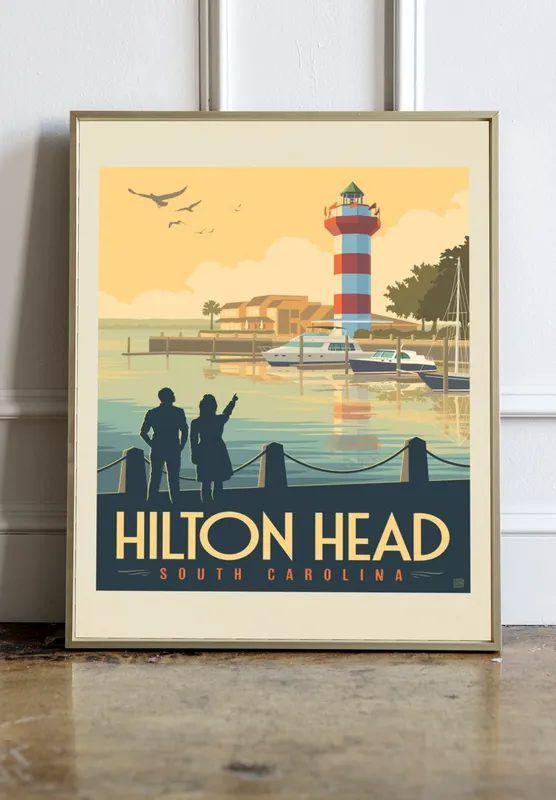 Постер «Маяки - Маяк на фоне рассвета» на стене в офисе