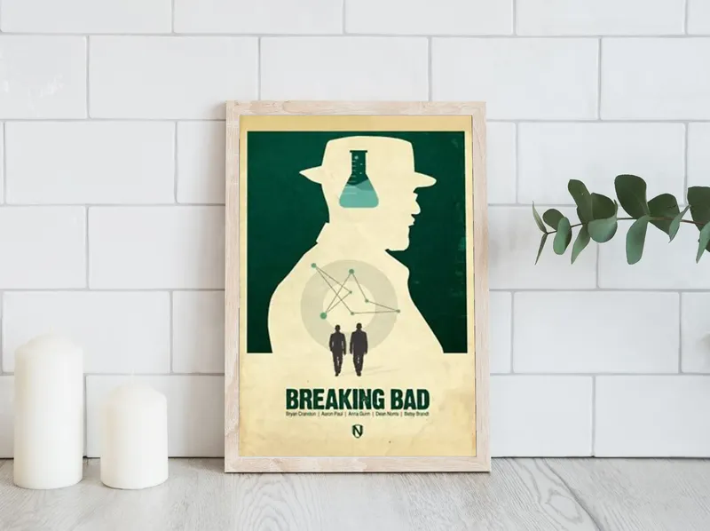 Постер «Афиша для сериала Во все тяжкие» на стене в офисе