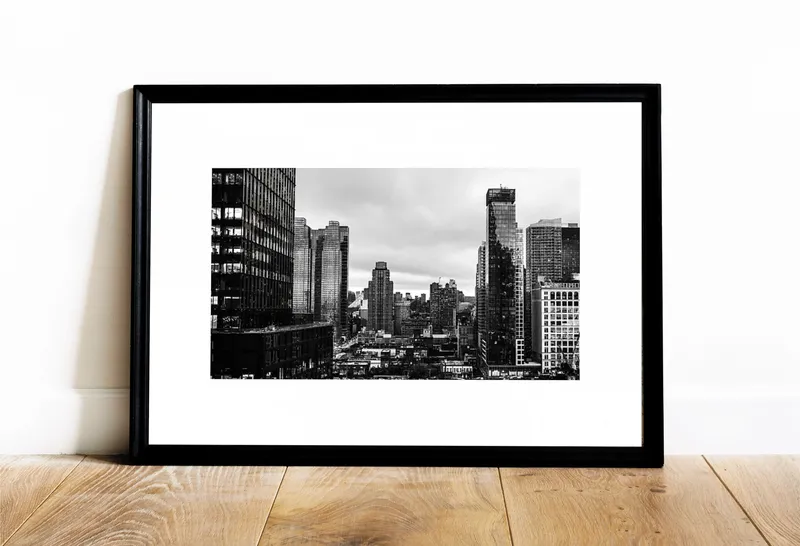 Постер «Небоскребы Нью-Йорка» на стене в офисе
