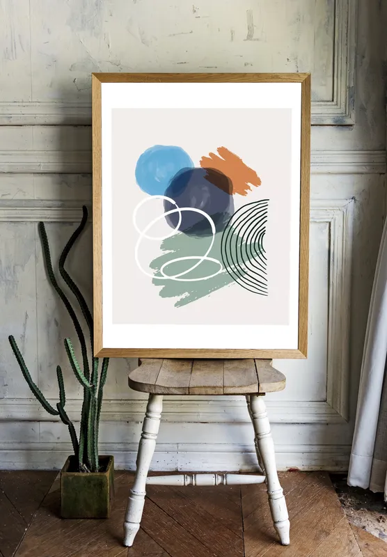 Постер «Случайные Мазки» на стене в офисе