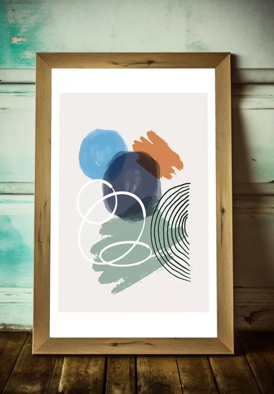 Постер «Случайные Мазки» над диваном в гостиной