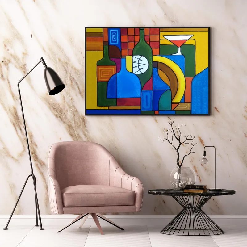 Постер «Супрематический натюрморт» над диваном в гостиной