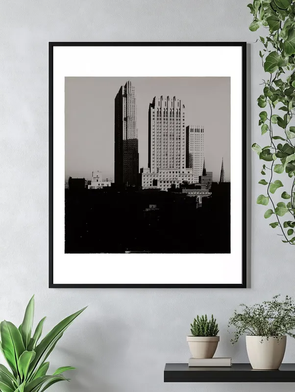 Постер «Нью-Йорк на Закате» на стене в офисе